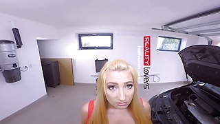 Virtual Sex – Fix the car I will suck your dick